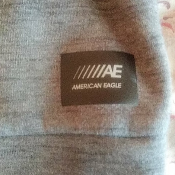 American Eagle Flex Sweater - Picture 2 of 3